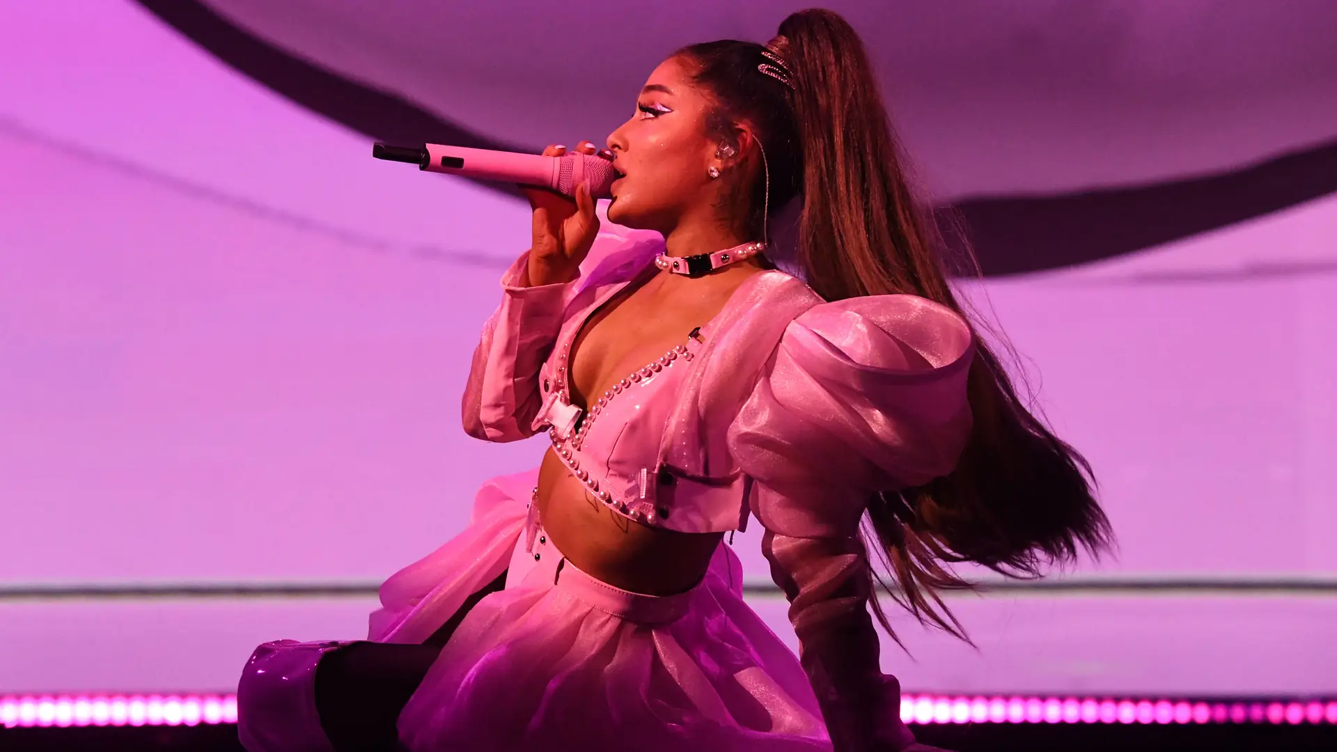 Ariana Grande uruchomi linię własnych kosmetyków