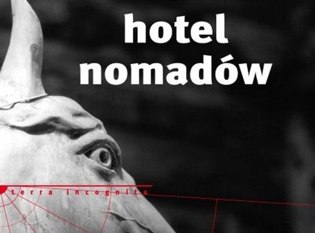 Poetycka książka podróżnicza "Hotel nomadów"