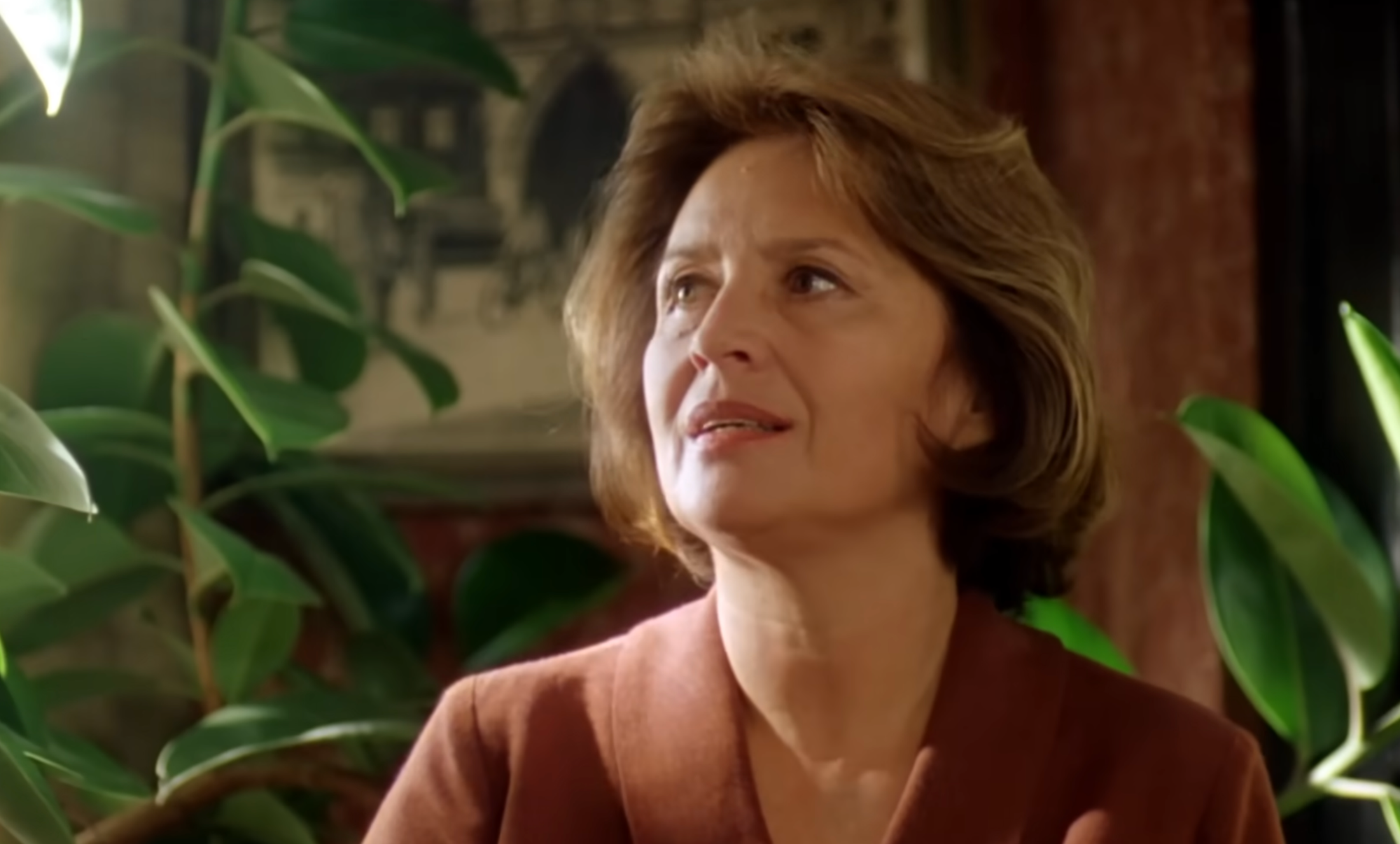 Emília Vášáryová vo filme Pelíšky.