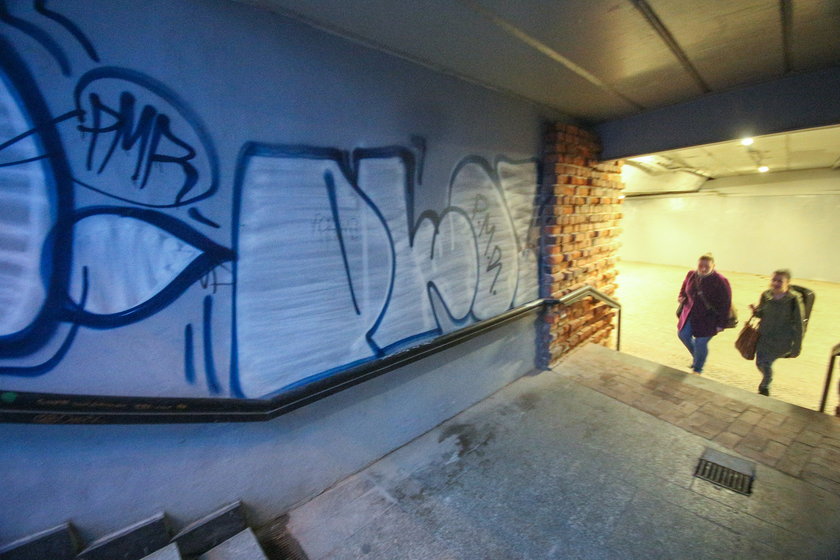 Graffiti w Bramie Oławskiej