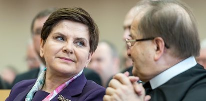 Tyle o. Rydzyk dostał od państwa za PiS. To jak złoty deszcz