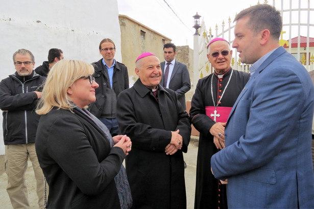 Minister do spraw pomocy humanitarnej podkreśliła również, że konieczne jest spisanie wszystkich krzywd wyrządzonych jezydom i chrześcijanom przez IS.