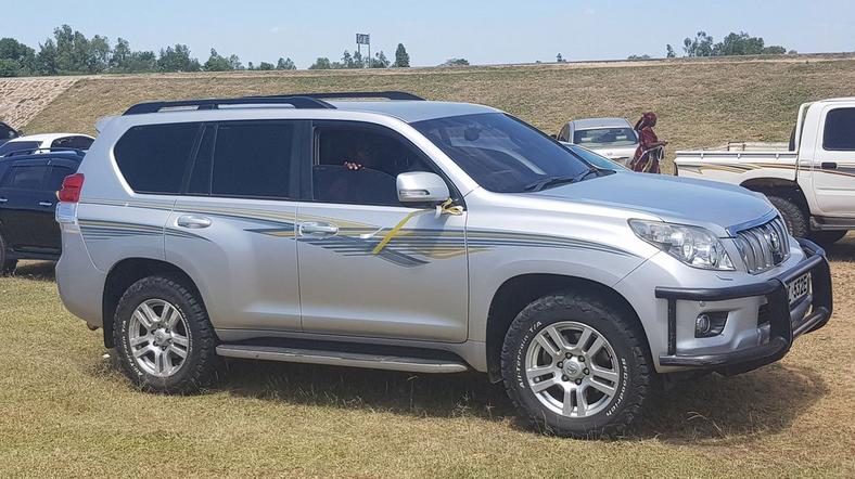 The brand new Mitsubishi Pajero which DP Ruto gifted Archbishop Rev Philip Anyolo 