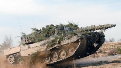 Combat tank Leopard 2