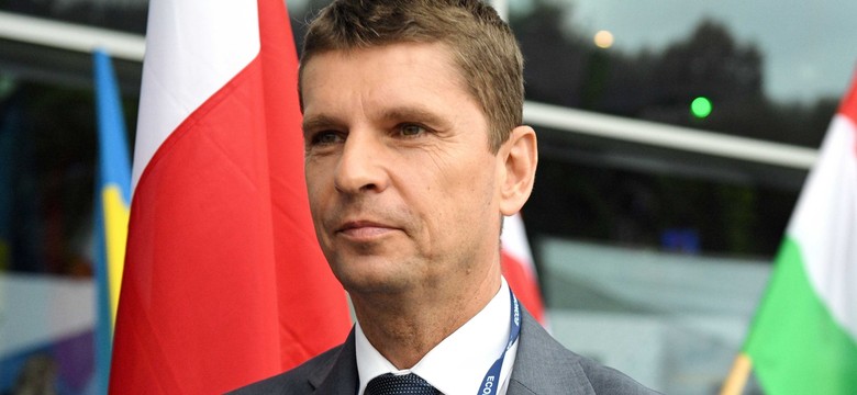 Podwyżki dla nauczycieli od września 2020. Związkowcy: To nie rozwiązuje problemu