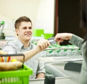 9. Kasjer(-ka) w supermarkecie<br /><br /> 
Podobnie jak sprzedawca. Z tym że potrzebne ci będą pampersy, ale o tym już powszechnie wiadomo.