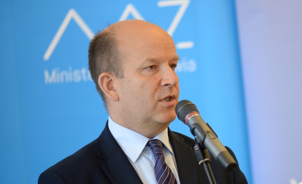 Minister zdrowia Konstanty Radziwiłł