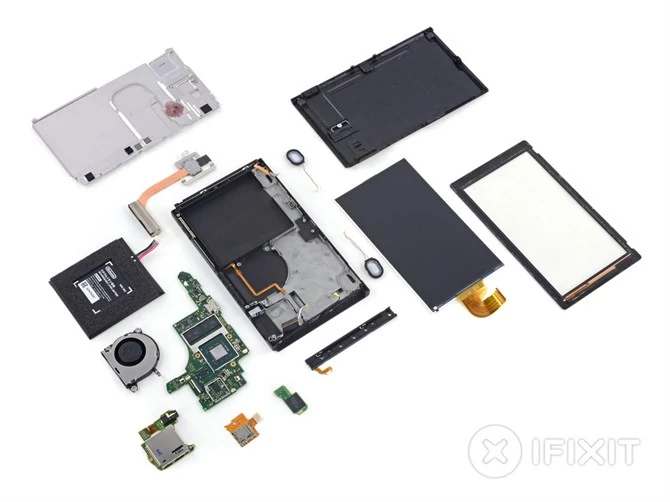 Nintendo Switch po "recenzji" u iFixit