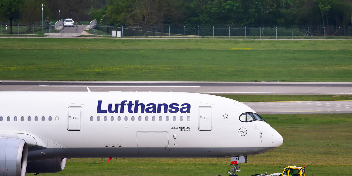 Lufthansa negocjowała rządowe wsparcie w łącznej wysokości około 9 mld euro.