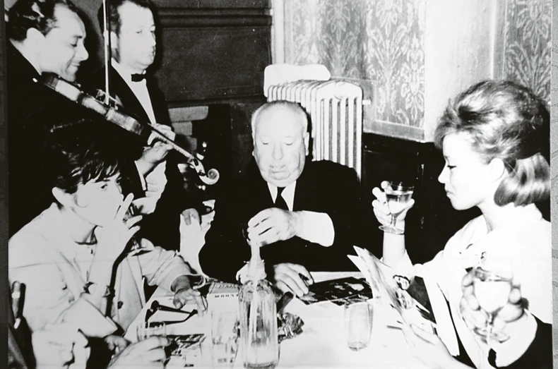 Milena Dravić i Alfred Hičkok u Skadarliji