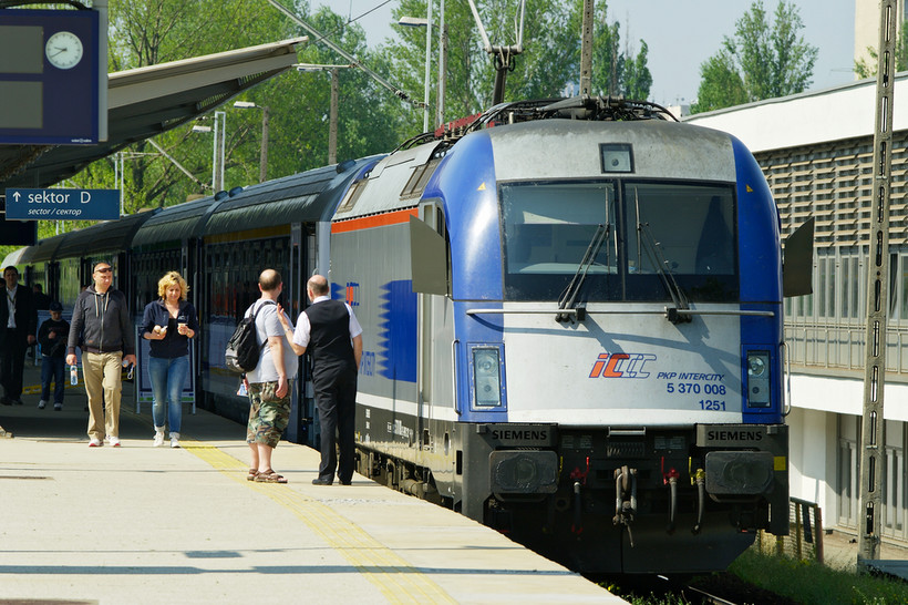 Krajowy rynek usług kolejowego transportu pasażerskiego zostanie otwarty na przewoźników z innych państw Unii Europejskiej