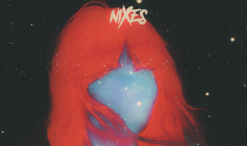 Ania Rusowicz w nowym niezwykłym wydaniu sięga po muzykę, która ociera się o rock psychodeliczny, przypomina o pokoleniu dzieci-kwiatów w inny niż big-beat sposób. Dla poszukujących idealna uczta dla ucha. (nie płać wiecej niż 40 zotych) niXes 'niXes'; Wydawnictwo Agora 2017