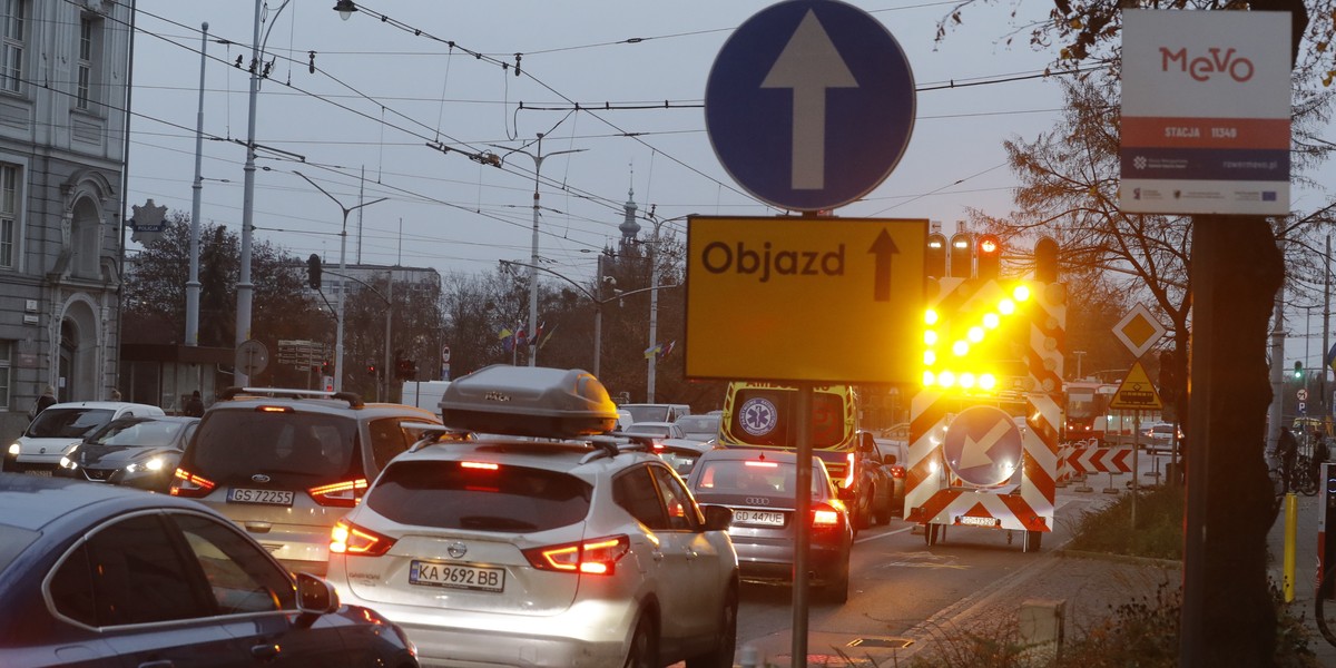 Sytuacja jest fatalna. Tak w godzinach szczytu wyglądają ulice w okolicy remontu. 