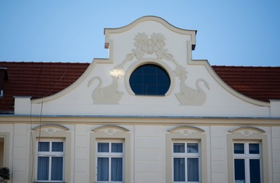 Brzeska pięknieje! Od frontu już błyszczy, czas na podwórze