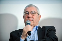 Były prezes TVP: Jedyny sposób zakneblowania TVN to przekupienie Discovery