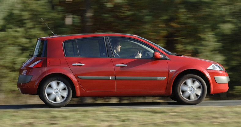 Renault Megane II 1.6 kontra 1.5 dCi: cena podobna, problemy zupełnie inne