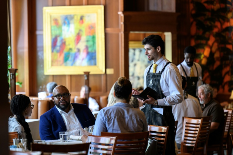 Droits de douane Trump : restaurants américains augmentent prix