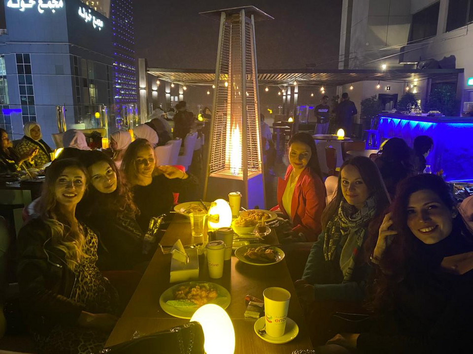 Pożegnalna kolacja z koleżankami w Kuwejcie