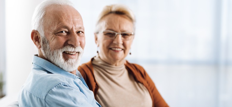 Wyjątkowy dodatek dla seniorów wzrośnie aż o 680 zł. Zmiana już od 1 marca