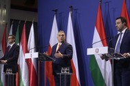 Budapest Spotkanie  w którym uczestniczą Mateusz Morawiecki, Viktor Orban i Matteo Salvini 