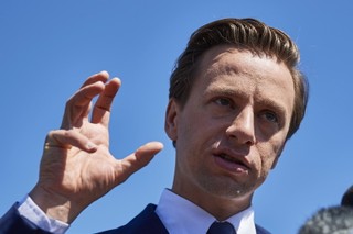 Krzysztof Bosak zaprezentował 'Piątkę Bosaka dla gospodarki'