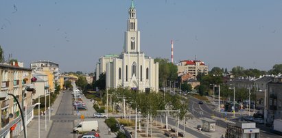 Plac Szembeka do poprawki