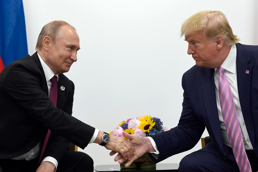 Donald Tramp i Vladimir Putin na marginama samita G20 u Osaki 28. juna 2019.
