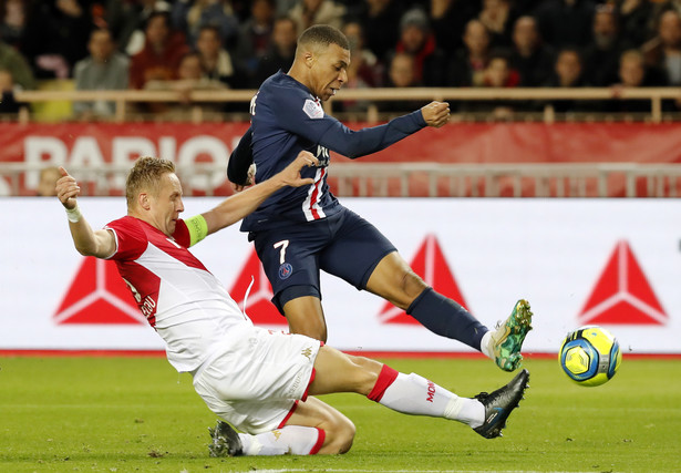 Kamil Glik i Kylian Mbappe