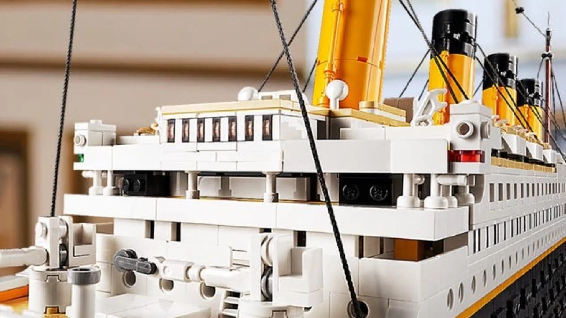 Titanic z 9 tys. klocków będzie kosztował fortunę. To drugi co do wielkości model w historii LEGO