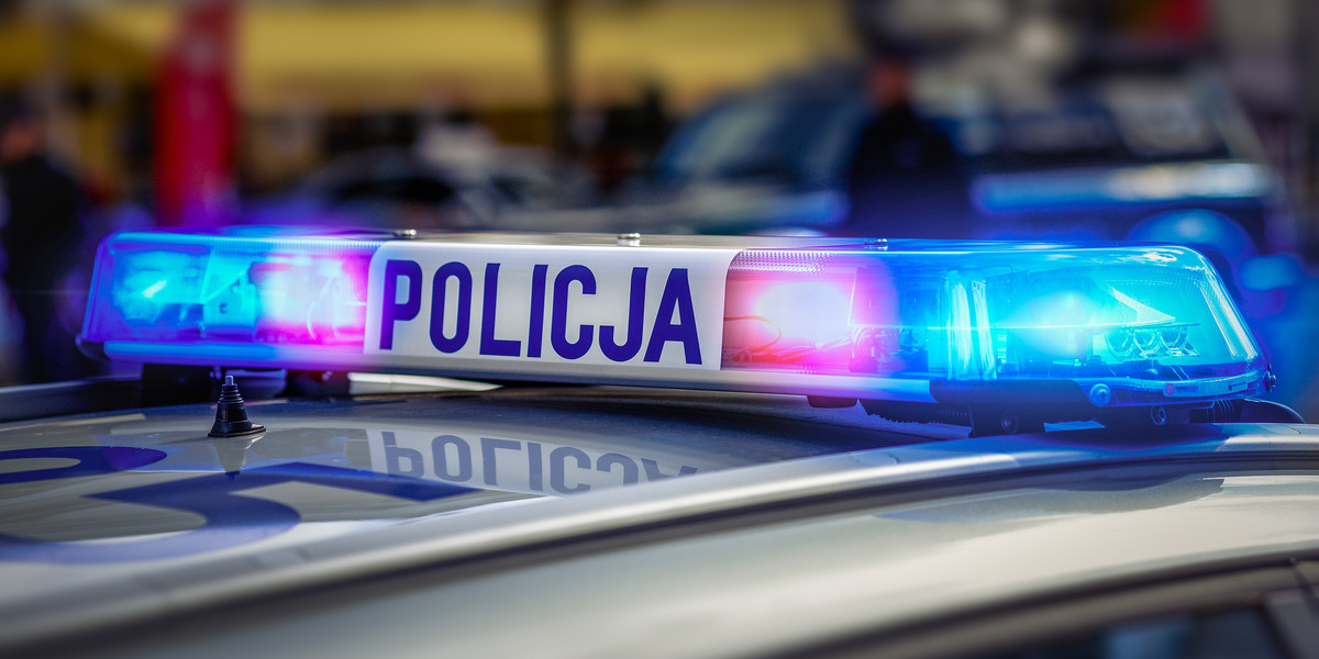 Łódź. Policjant postrzelił się śmiertelnie z broni służbowej na terenie komendy