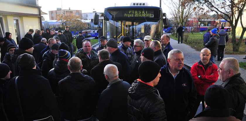 Autobusy i tramwaje wróciły na trasy. Koniec strajku w Bydgoszczy