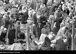 Pełen nostalgii QUIZ o życiu w czasach PRL. Ostatnie pytanie nie będzie wyzwaniem