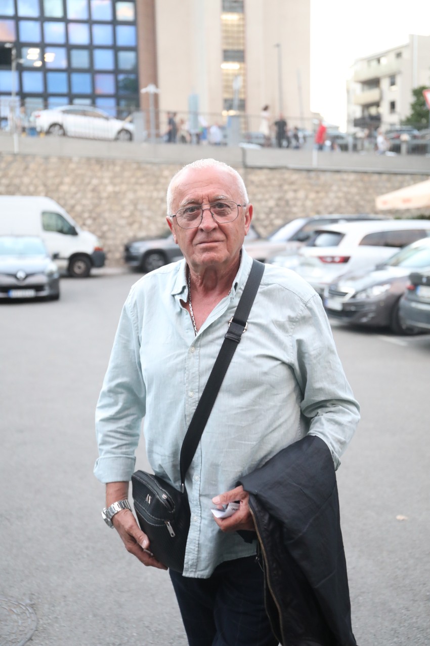 Era Ojdanić o unuku