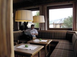 Kret z ukochaną uciekli z kraju!