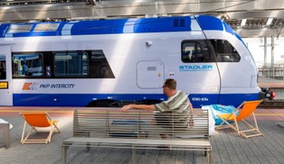 Flirty od Stadlera i Newag otrzymały homologację. Będą jeździć dla Intercity