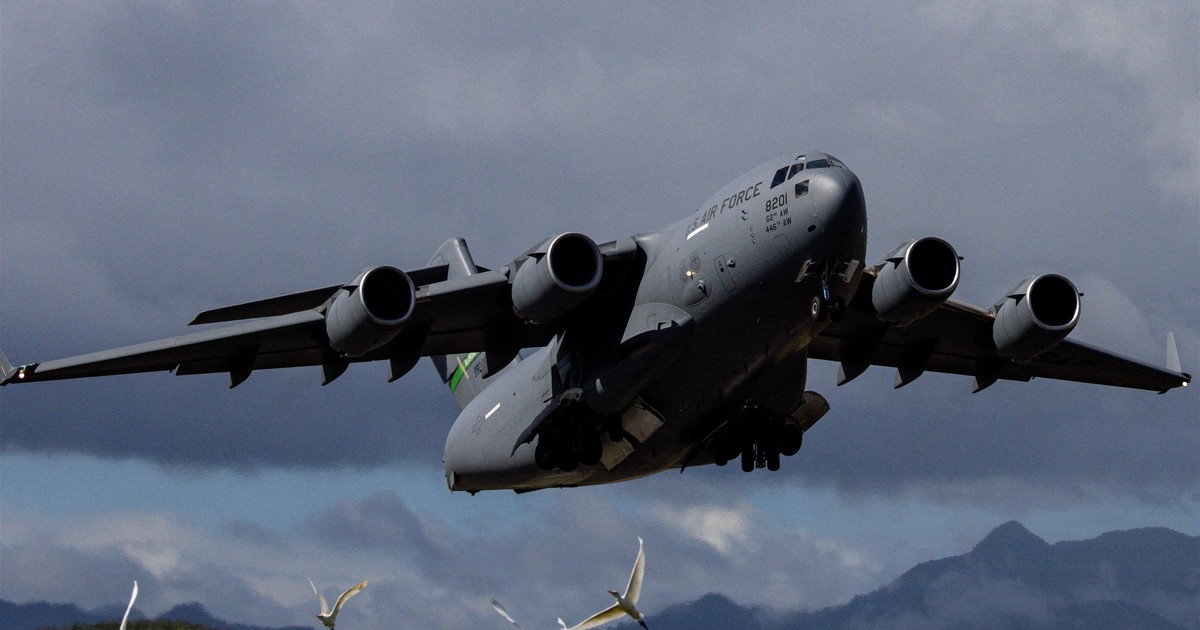 Stany Zjednoczone zaskoczyły nowym ruchem. Przerzucają już sprzęt