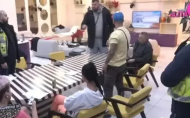 Kada su čuli šta je Veliki Šef zahtevao u PISMU, ukućani odmah POJURILI DA NAPUSTE BELU KUĆU: "IMATE MALO VREMENA!"