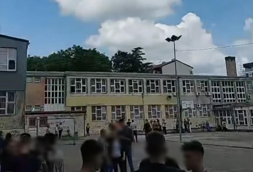 Nije rešenje samo izvesti decu u dvorište