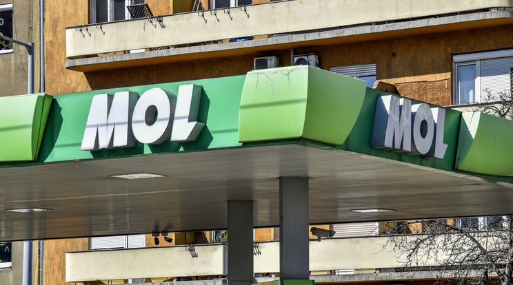 A MOL országszerte átveszi az olajat /Fotó: MTI