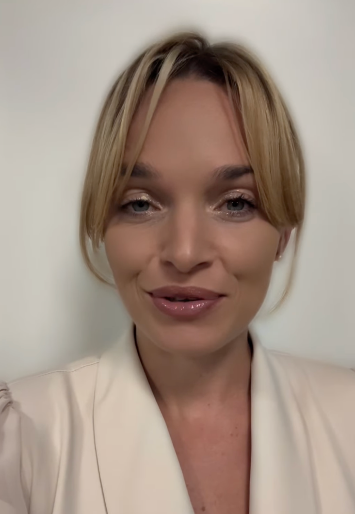 Exposlankyňa Romana Tabaková s novým účesom.