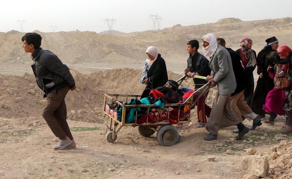 IRAQ MOSUL BATTLE (Displaced Iraqi families )