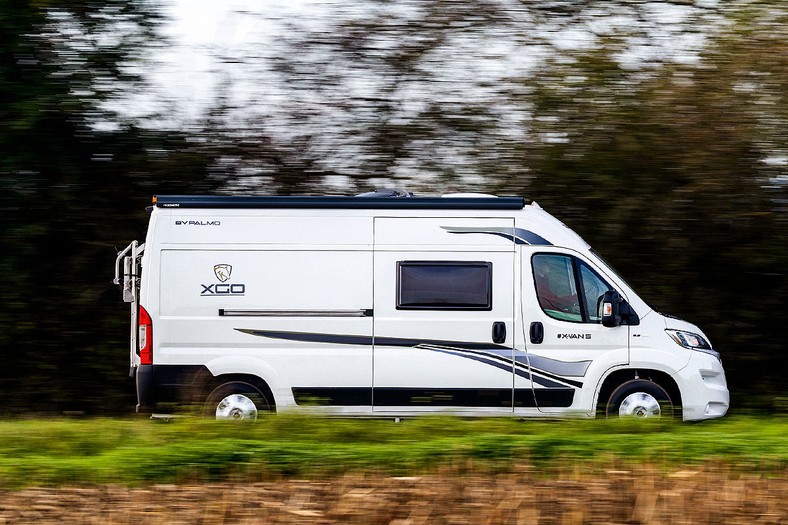 Porównanie czterech rodzajów kamperów XGO XVan 5, Sunlight A 70