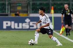 Liga Konferencji. Legia do przerwy męczyła swoją grą. W drugiej połowie strzeliła 5 goli