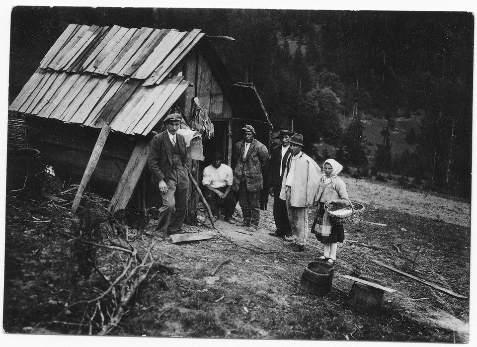 Szałas na górze Zimne, Dubne, pow. Nowy Sącz, maj 1936