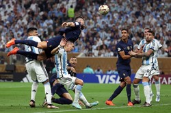 Argentyńczycy “skazali siebie i kibiców na niezasłużone cierpienie”