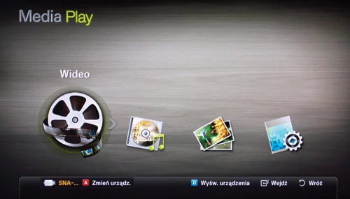 Niektóre monitory wyposażone są w port USB i odtwarzacz plików multimedialnych (przykład to Samsung Media Play)