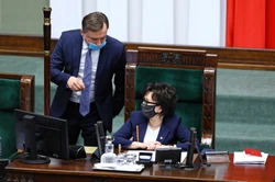 Giertych: Marszałek Sejmu potraktowała Ziobrę jak zwykłe zero