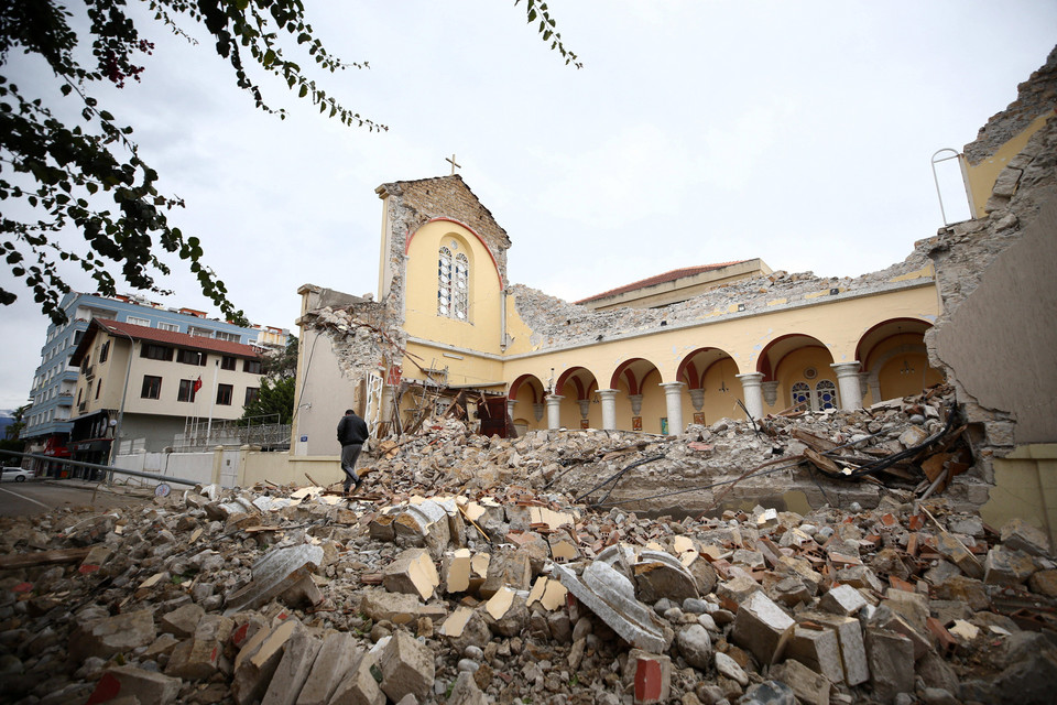 Kościół rzymskokatolicki w Iskenderun po trzęsieniu ziemi