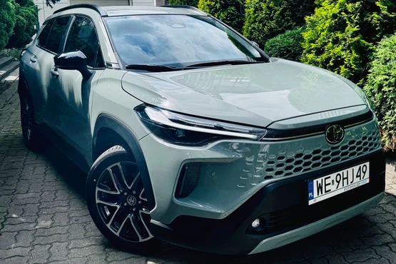Pierwsze 1000 aut sprzedali w ciemno. Nowa Toyota wjeżdża do salonów