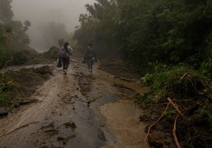 Oluja u Komasagvi, El Salvador 